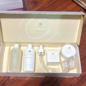 Youthful Essence by Susan Lucci set